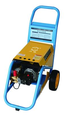 เครื่องล้างรถแรงดันสูงสามเฟสเชิงพาณิชย์แบบพกพา 180bar 4KW