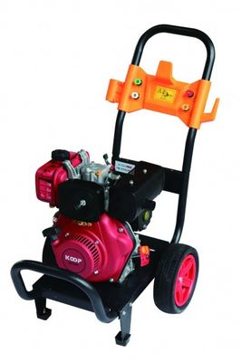 เครื่องฉีดน้ำแรงดันสูงระดับมืออาชีพ 9HP ISO9001 สำหรับทำความสะอาดรถยนต์และรถบรรทุกขนาดใหญ่