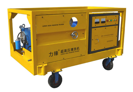 เครื่องฉีดน้ำแรงดันสูงอุตสาหกรรม 11600psi เคลื่อนที่สำหรับท่อโรงไฟฟ้าสะอาด